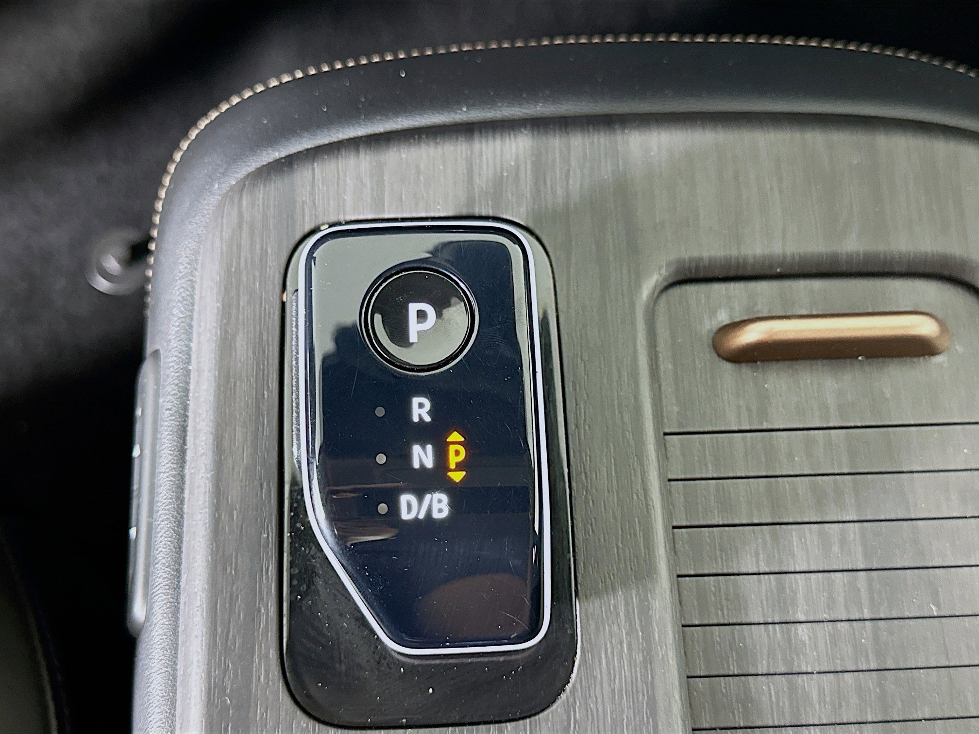 Used 2023 Nissan Ariya FWD image 25