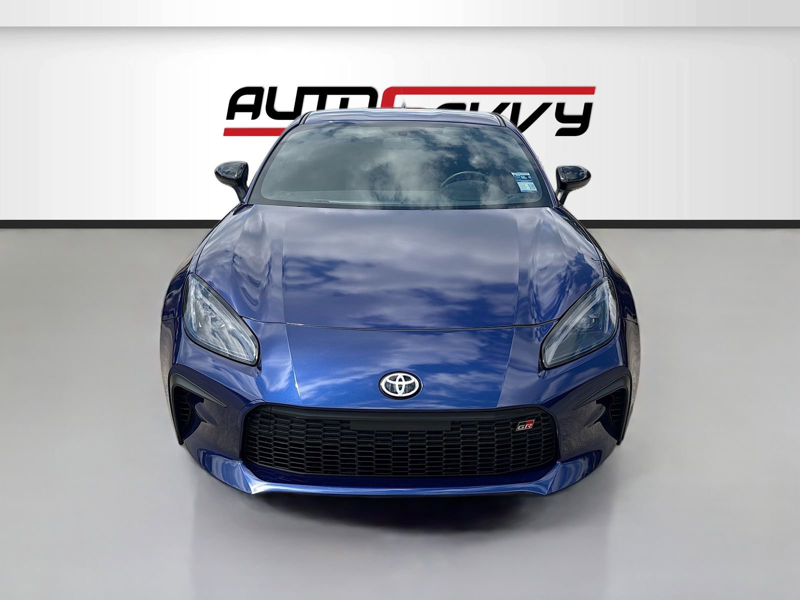 Used 2024 Toyota GR86 Premium RWD image 2