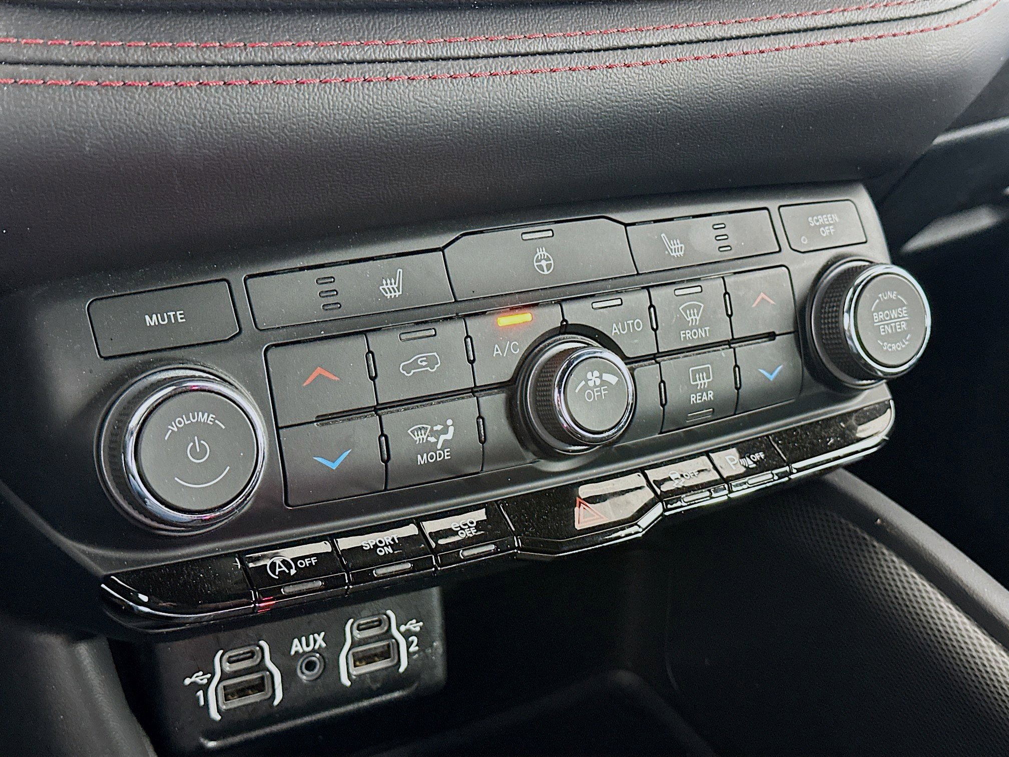 Used 2025 Dodge Durango GT image 24