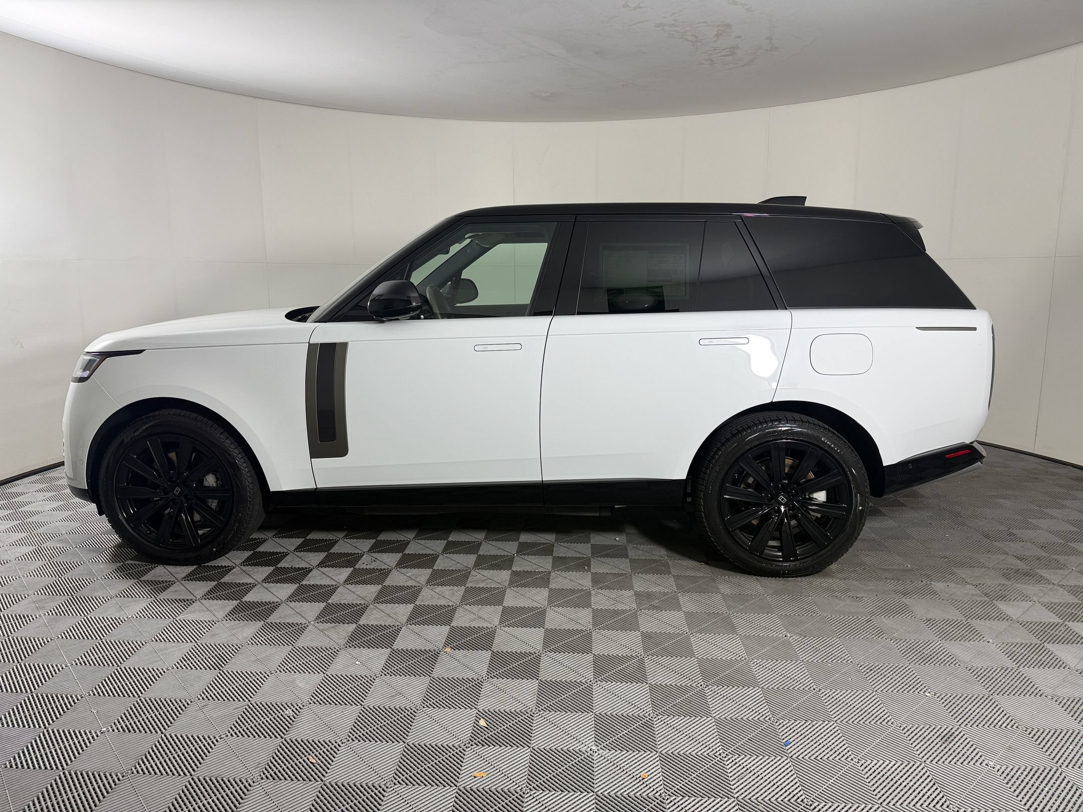 New 2027 Land Rover Range Rover SE AWD/4WD image 27
