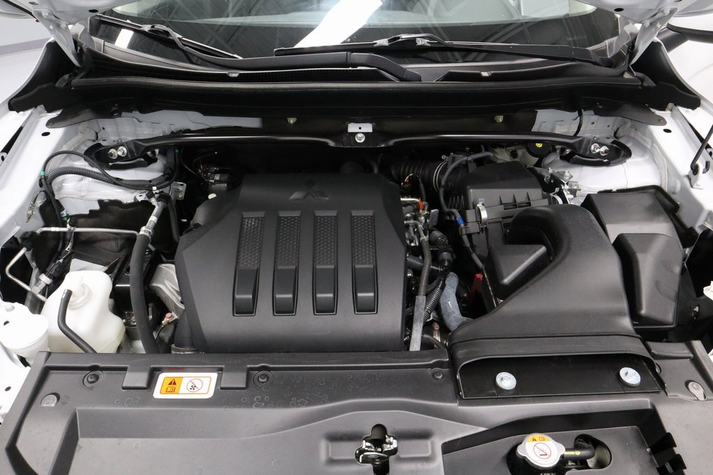 Used 2024 Mitsubishi Eclipse Cross SE image 14