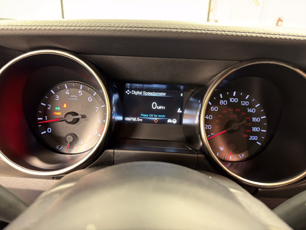 Used 2020 Ford Mustang Shelby GT350 w/ Technology Package RWD image 33