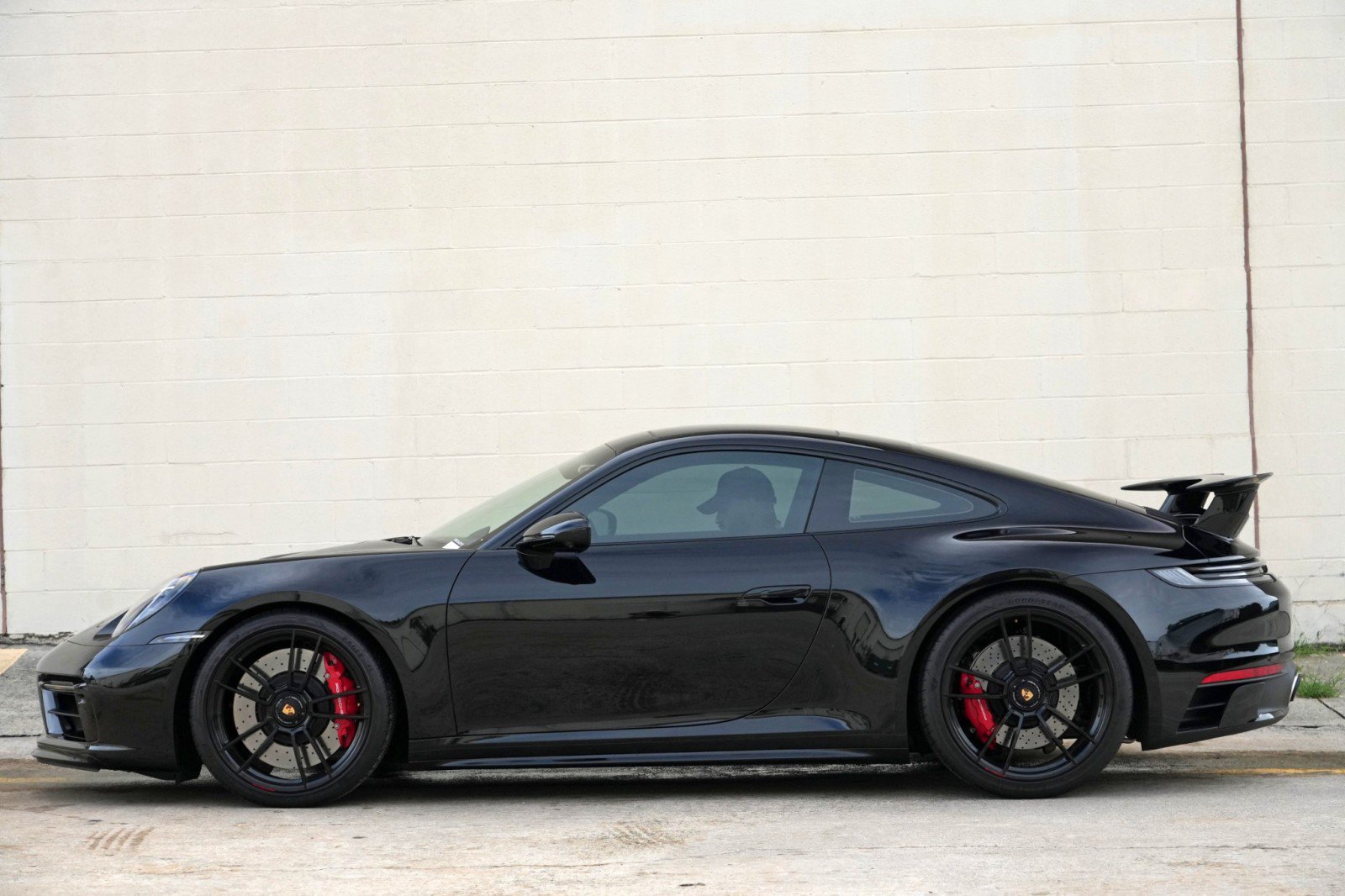 Used 2024 Porsche 911 Carrera GTS w/ Premium Package RWD image 9