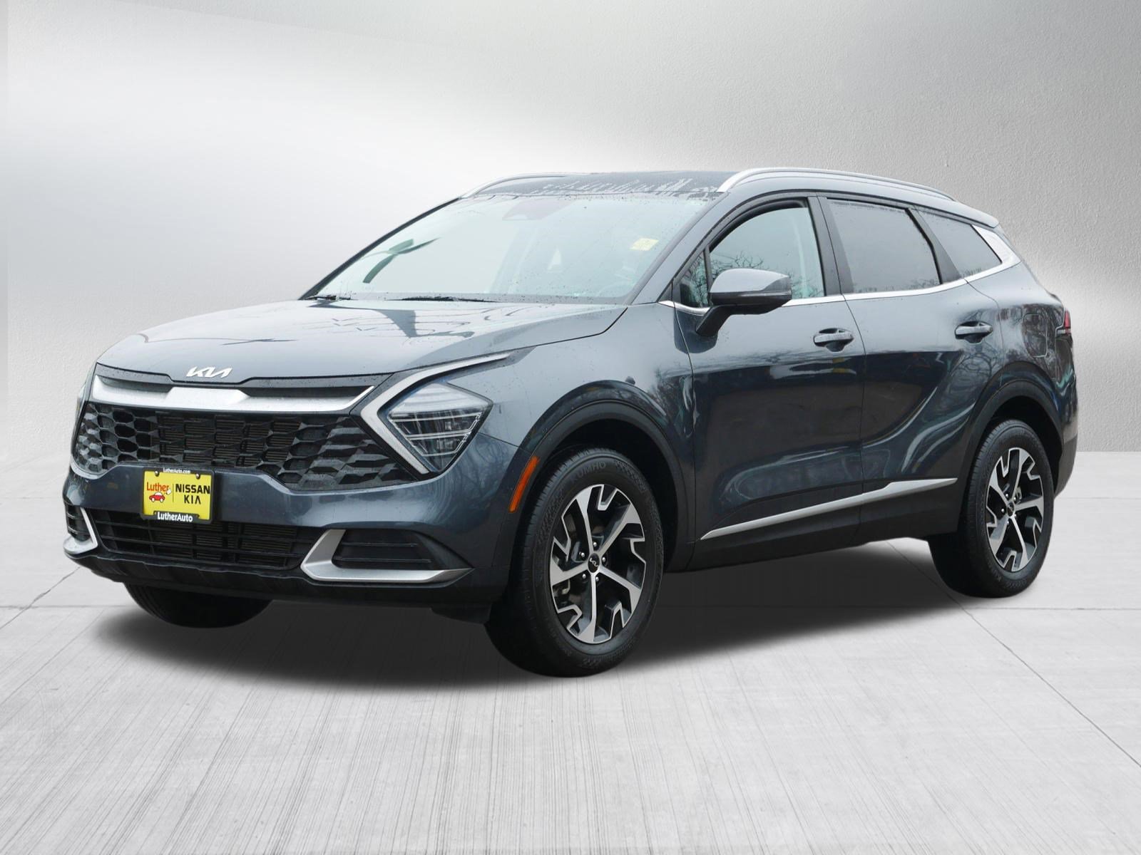 Certified 2024 Kia Sportage EX image 3