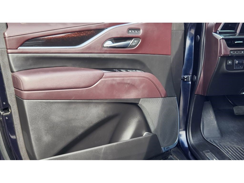Certified 2023 Cadillac Escalade Premium Luxury Platinum w/ LPO, Radiant Package image 8