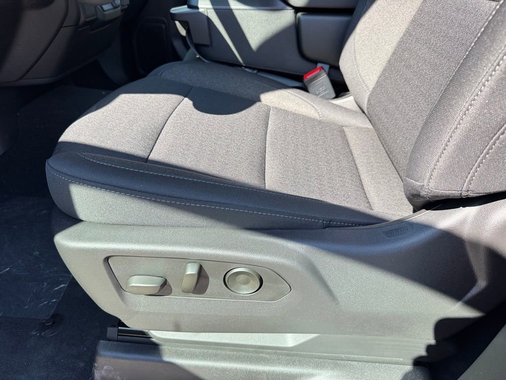 New 2025 Chevrolet Silverado 1500 Custom w/ Turbomax Blackout Package image 26