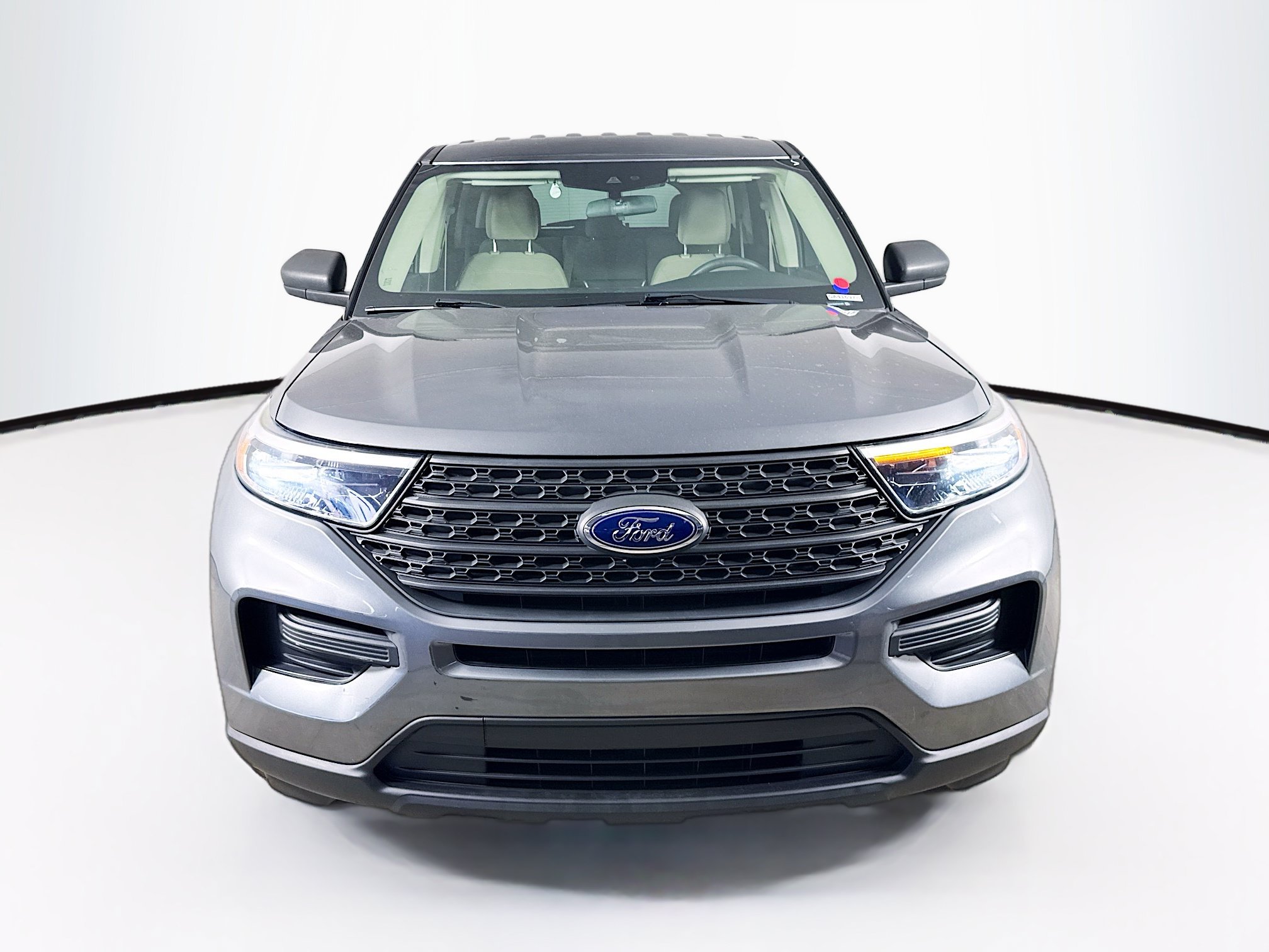 Used 2023 Ford Explorer 2WD image 3