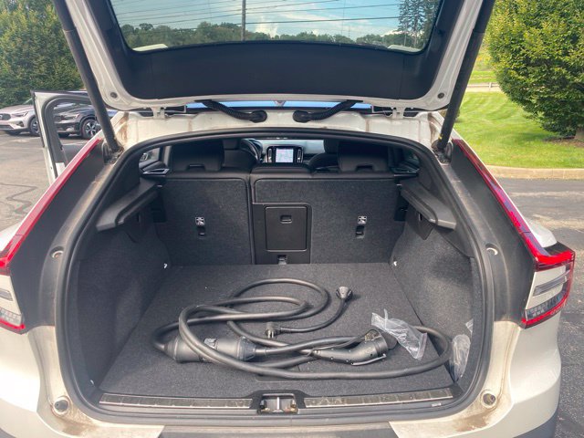 Used 2023 Volvo C40 Recharge Core AWD/4WD image 13
