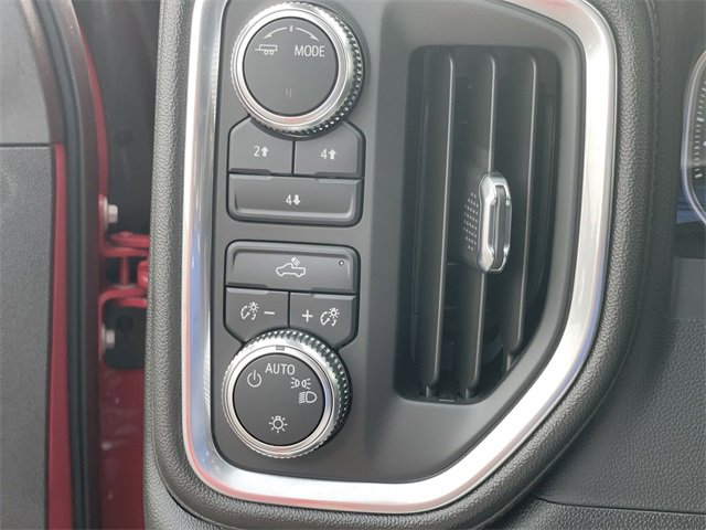 Certified 2022 GMC Sierra 3500 SLE w/ X31 Off-Road Package image 17