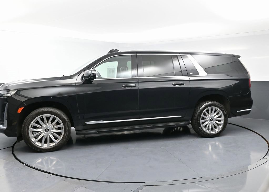 Used 2023 Cadillac Escalade ESV Premium Luxury image 6