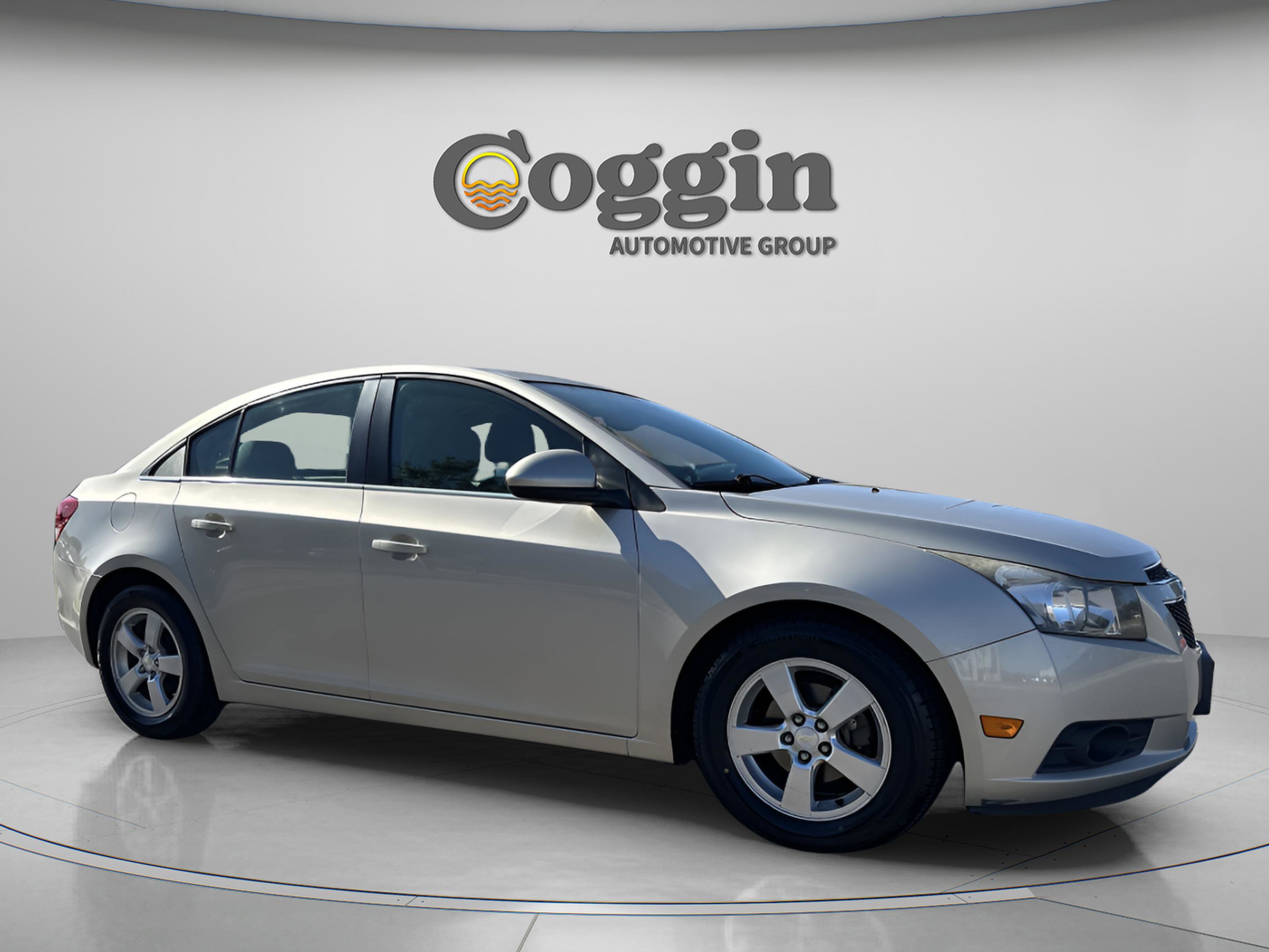 Used 2014 Chevrolet Cruze LT w/ Enhanced Safety Package image 8
