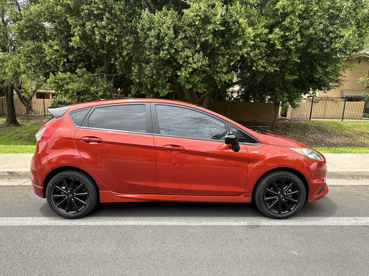 Used 2019 Ford Fiesta ST-Line FWD image 9