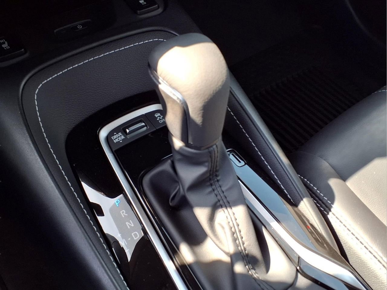 New 2026 Toyota Corolla XSE FWD image 17