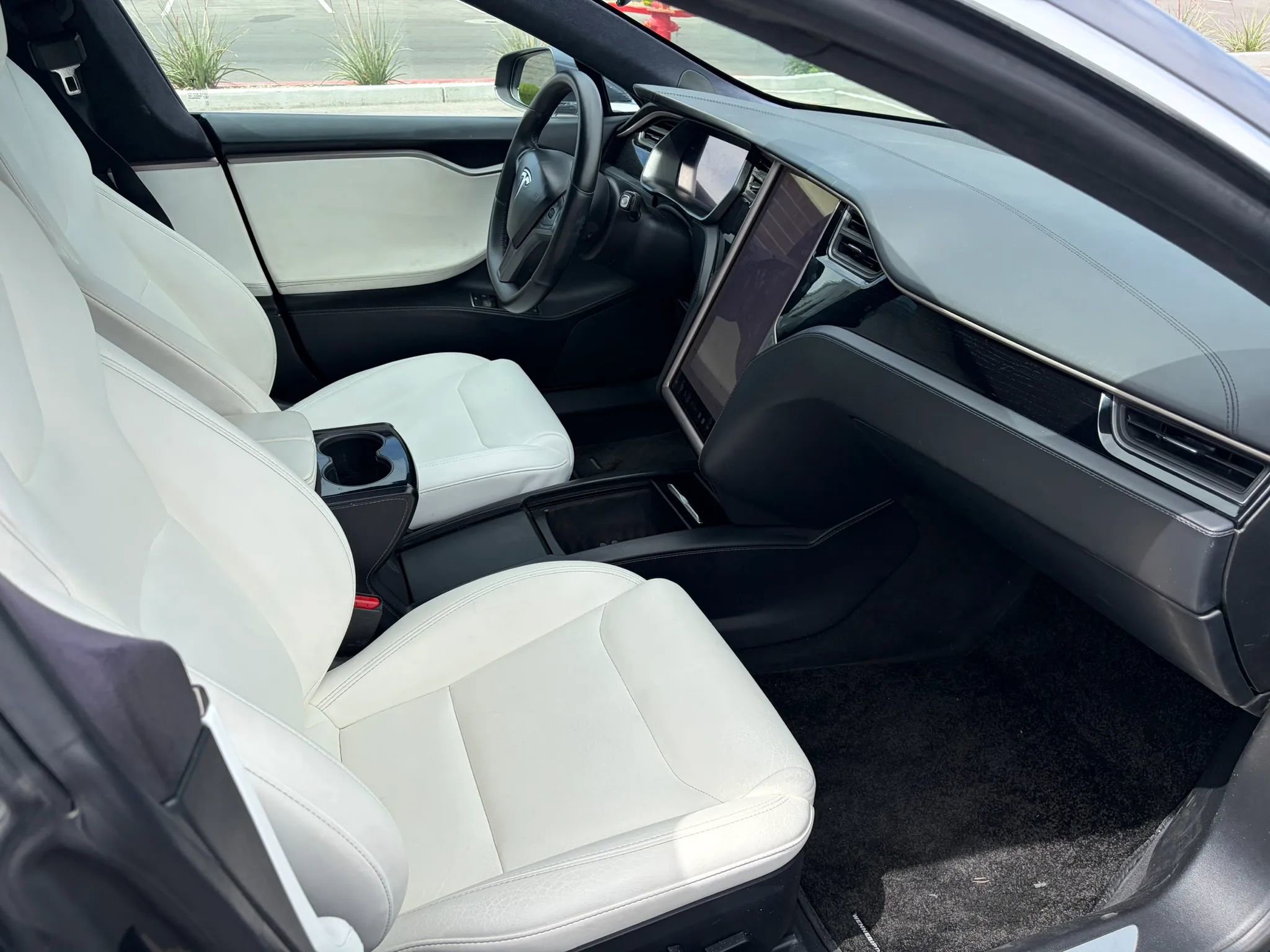 Used 2020 Tesla Model S Long Range Plus image 13