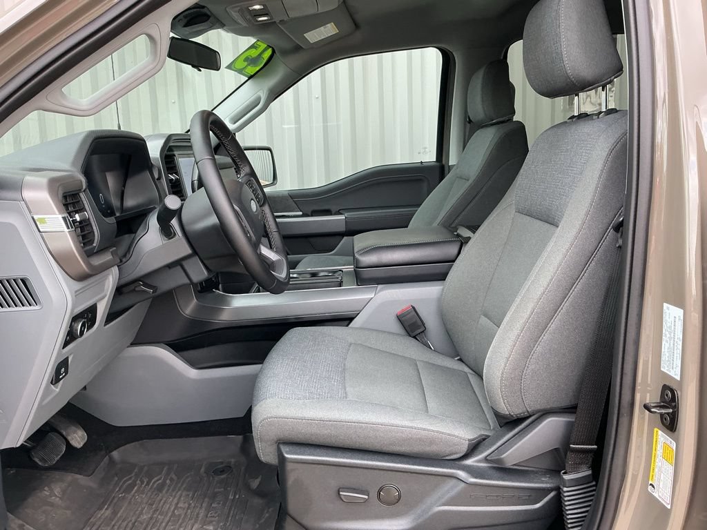 Used 2025 Ford F150 XLT w/ Equipment Group 301A Standard AWD/4WD image 8