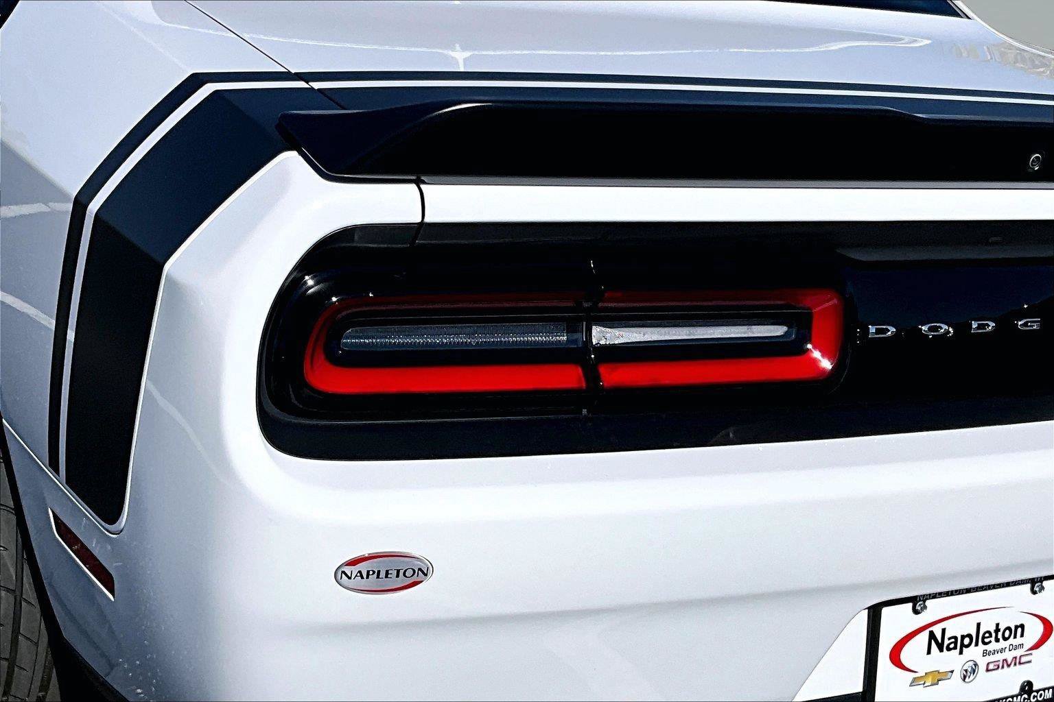 Used 2016 Dodge Challenger R/T Scat Pack RWD image 31