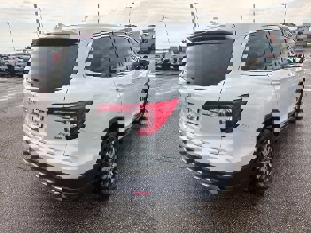 Used 2022 Honda Pilot EX-L image 3