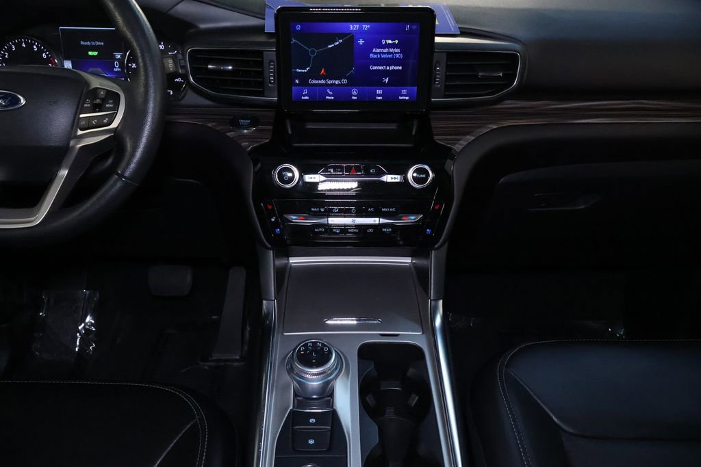Used 2022 Ford Explorer Limited w/ Hybrid Equipment Group 310A image 16