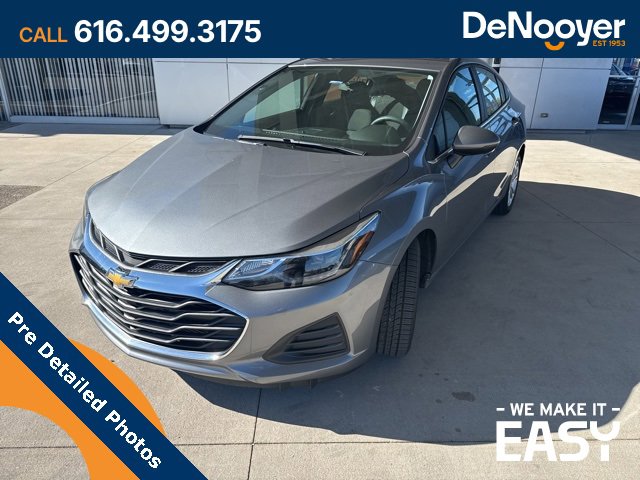 Used 2019 Chevrolet Cruze LT w/ Convenience Package