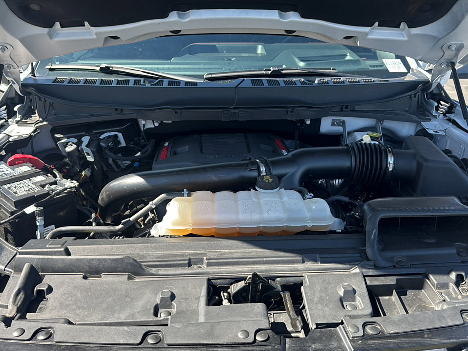 Used 2025 Ford F150 Raptor AWD/4WD image 26