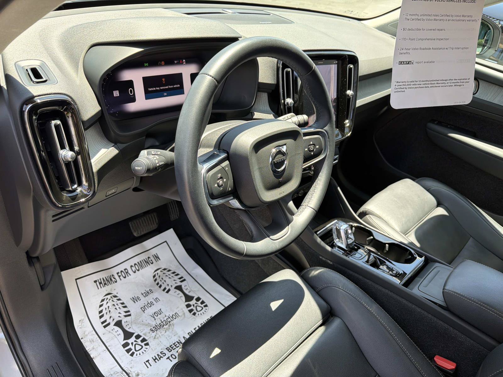 Certified 2024 Volvo XC40 B5 Ultimate w/ Protection Package Premier AWD/4WD image 9