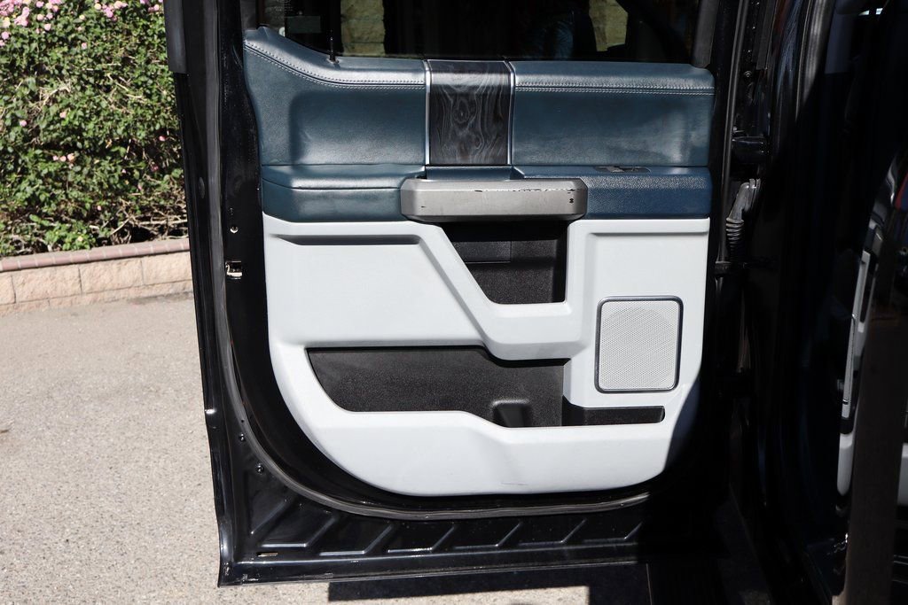 Used 2022 Ford F250 Limited image 45