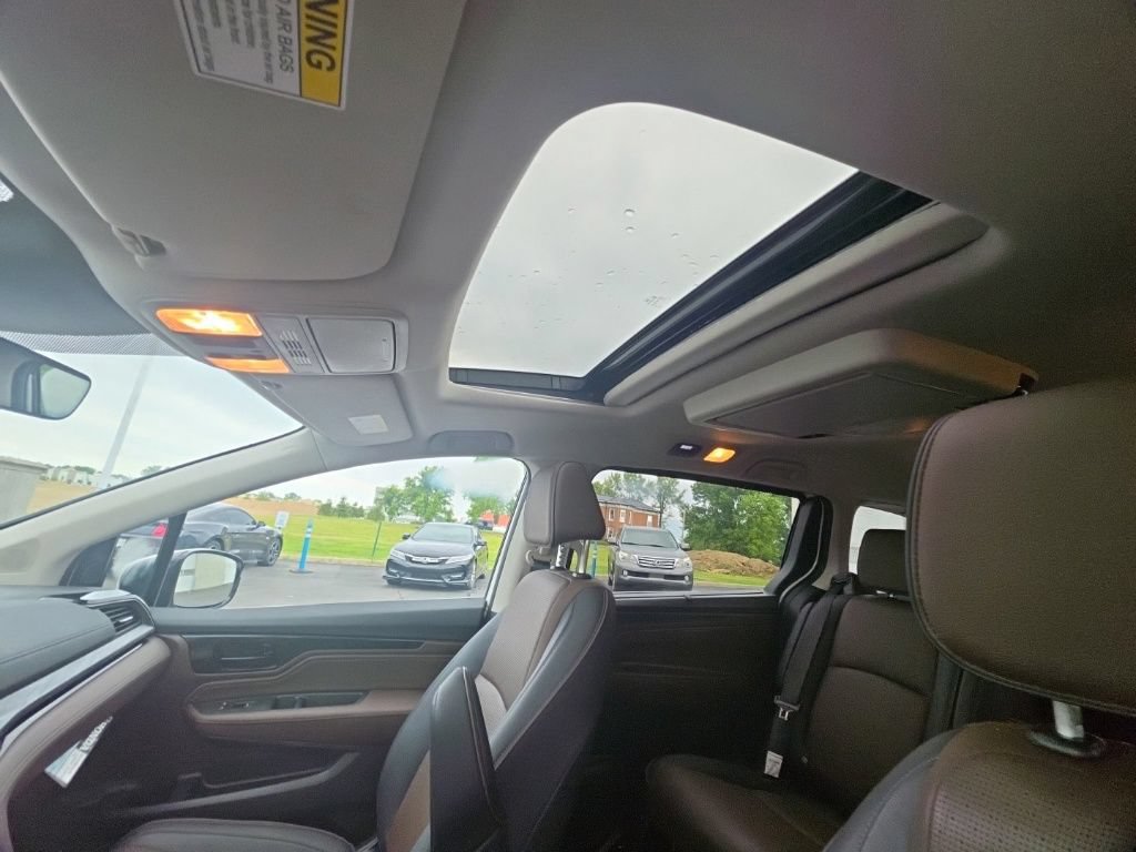 Certified 2025 Honda Odyssey Elite image 15