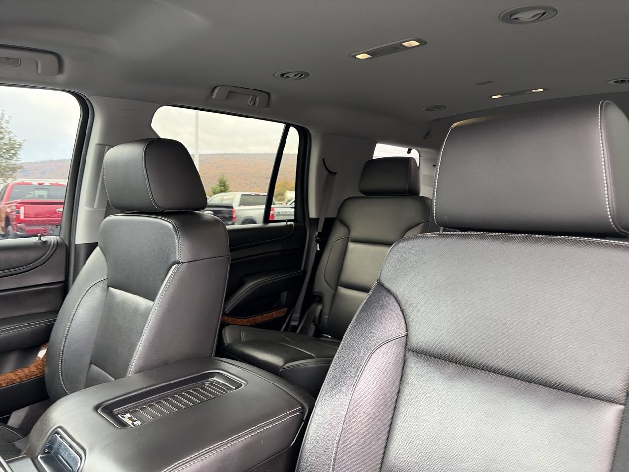 Used 2018 Chevrolet Tahoe Premier w/ RST 6.2L Performance Edition AWD/4WD image 23