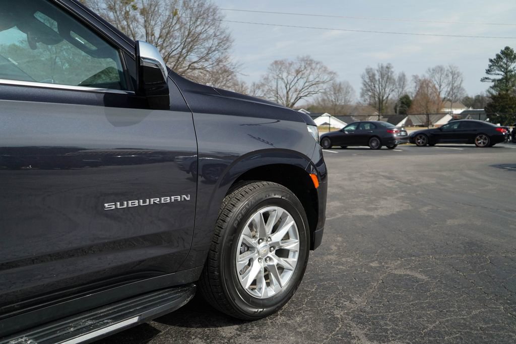 Used 2023 Chevrolet Suburban Premier RWD image 11