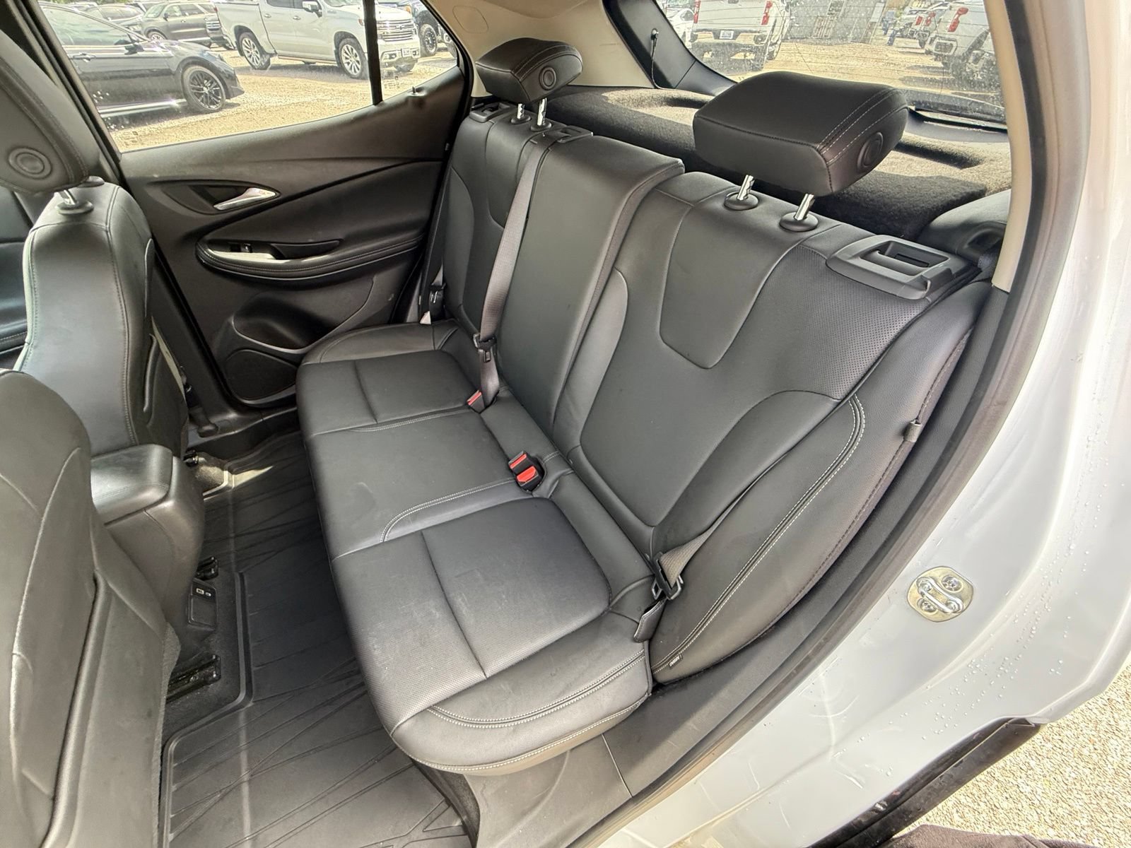 Used 2024 Buick Encore GX Sport Touring FWD image 22
