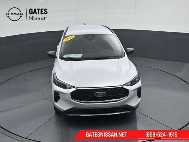 Used 2025 Ford Escape ST-Line FWD image 44