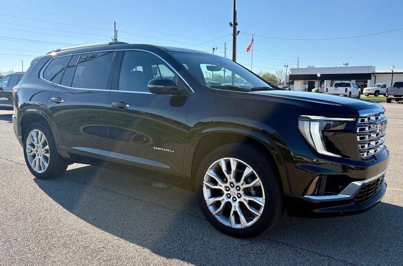 Used 2024 GMC Acadia Denali w/ Super Cruise Package AWD/4WD image 2