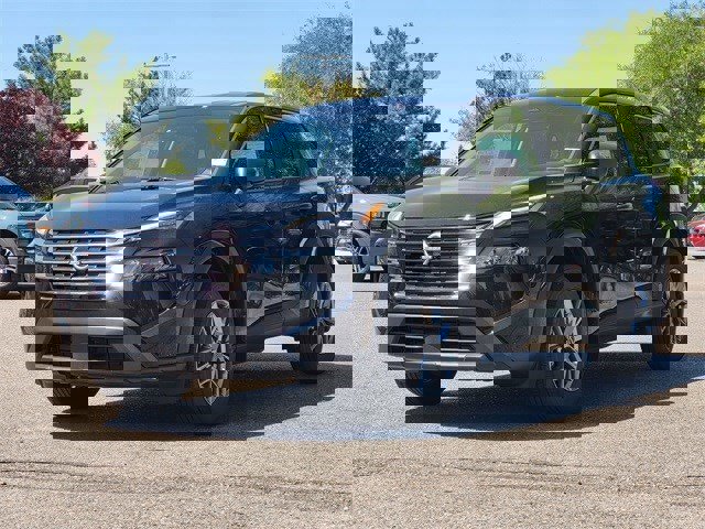 New 2026 Nissan Rogue S image 4