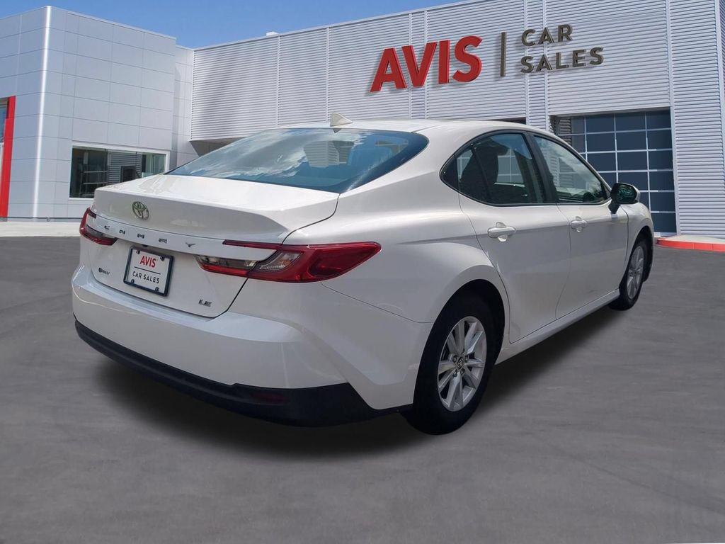 Used 2025 Toyota Camry LE FWD image 6
