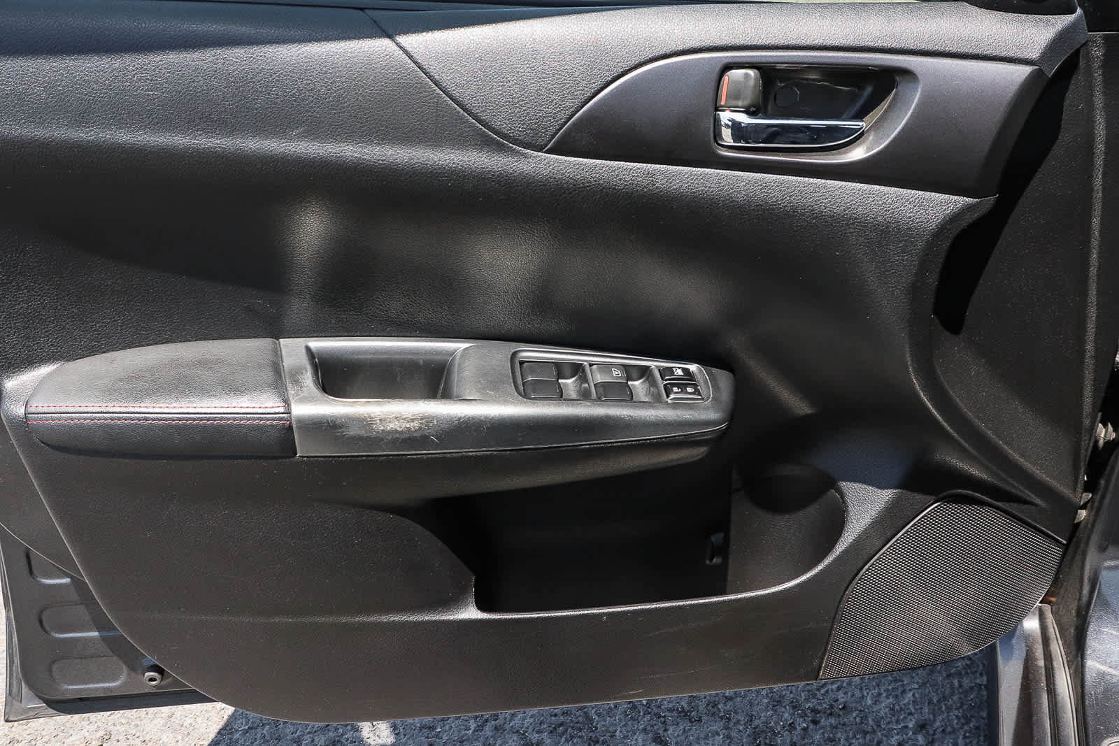 Used 2011 Subaru Impreza WRX Premium AWD/4WD image 34