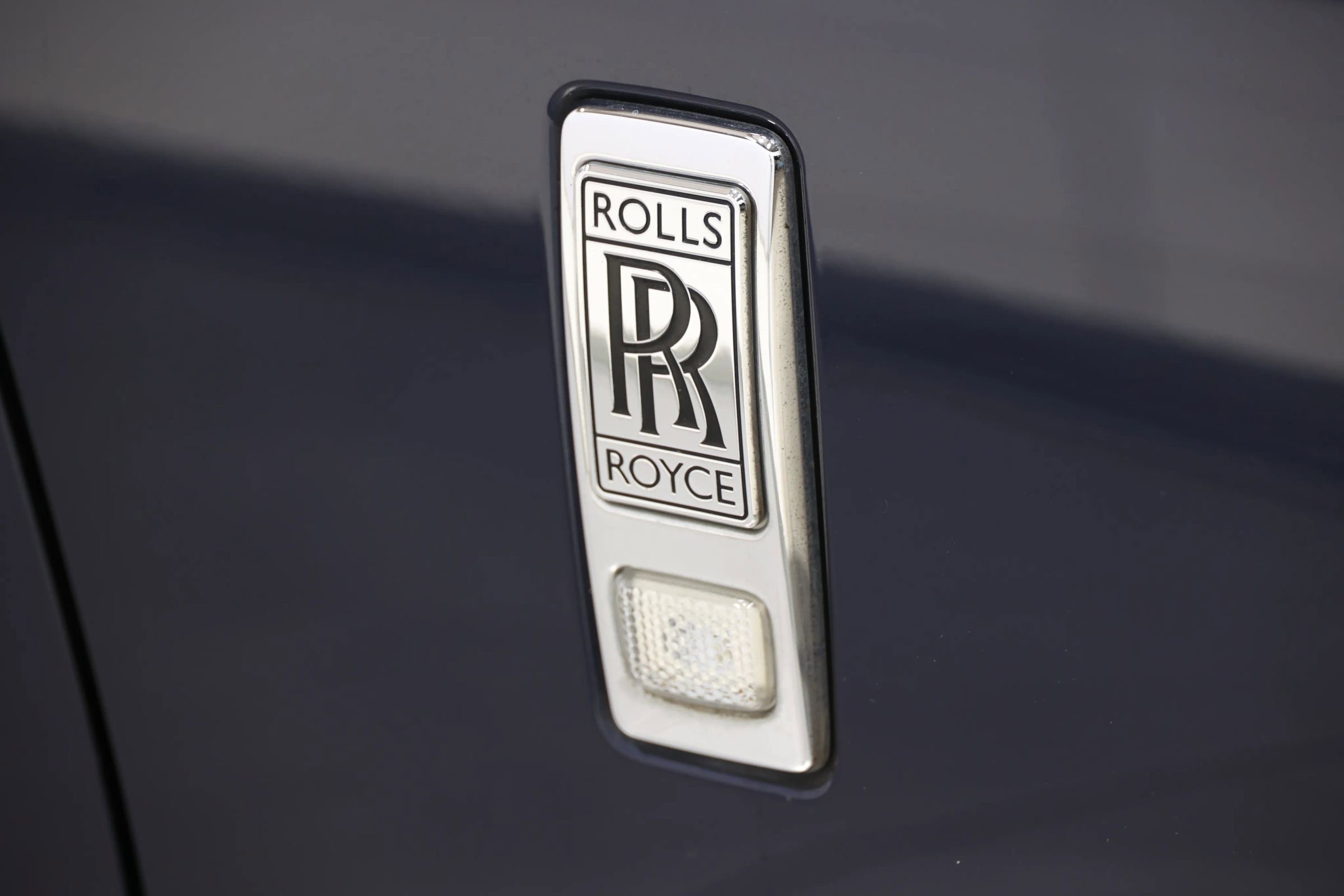 Used 2016 Rolls-Royce Dawn image 92