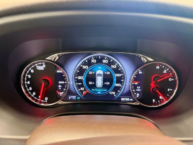Used 2018 GMC Acadia Denali w/ Technology Package AWD/4WD image 27