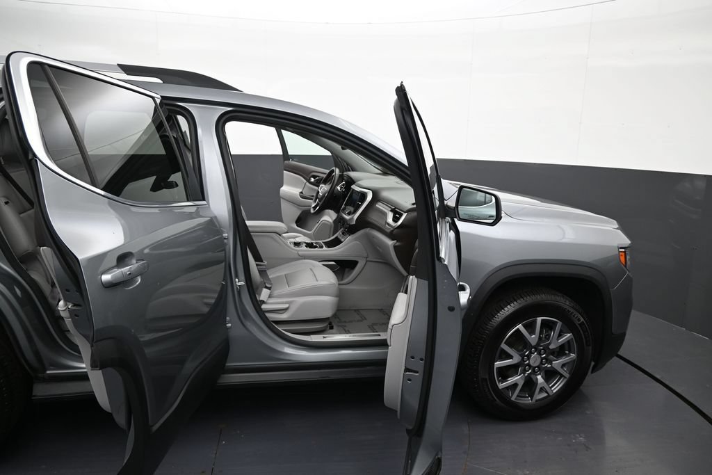 Used 2023 GMC Acadia SLT AWD/4WD image 9