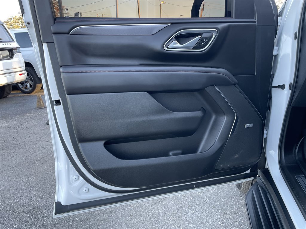 Used 2021 Chevrolet Tahoe RST AWD/4WD image 45