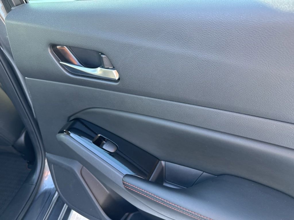 Used 2025 Nissan Altima 2.5 SR image 28