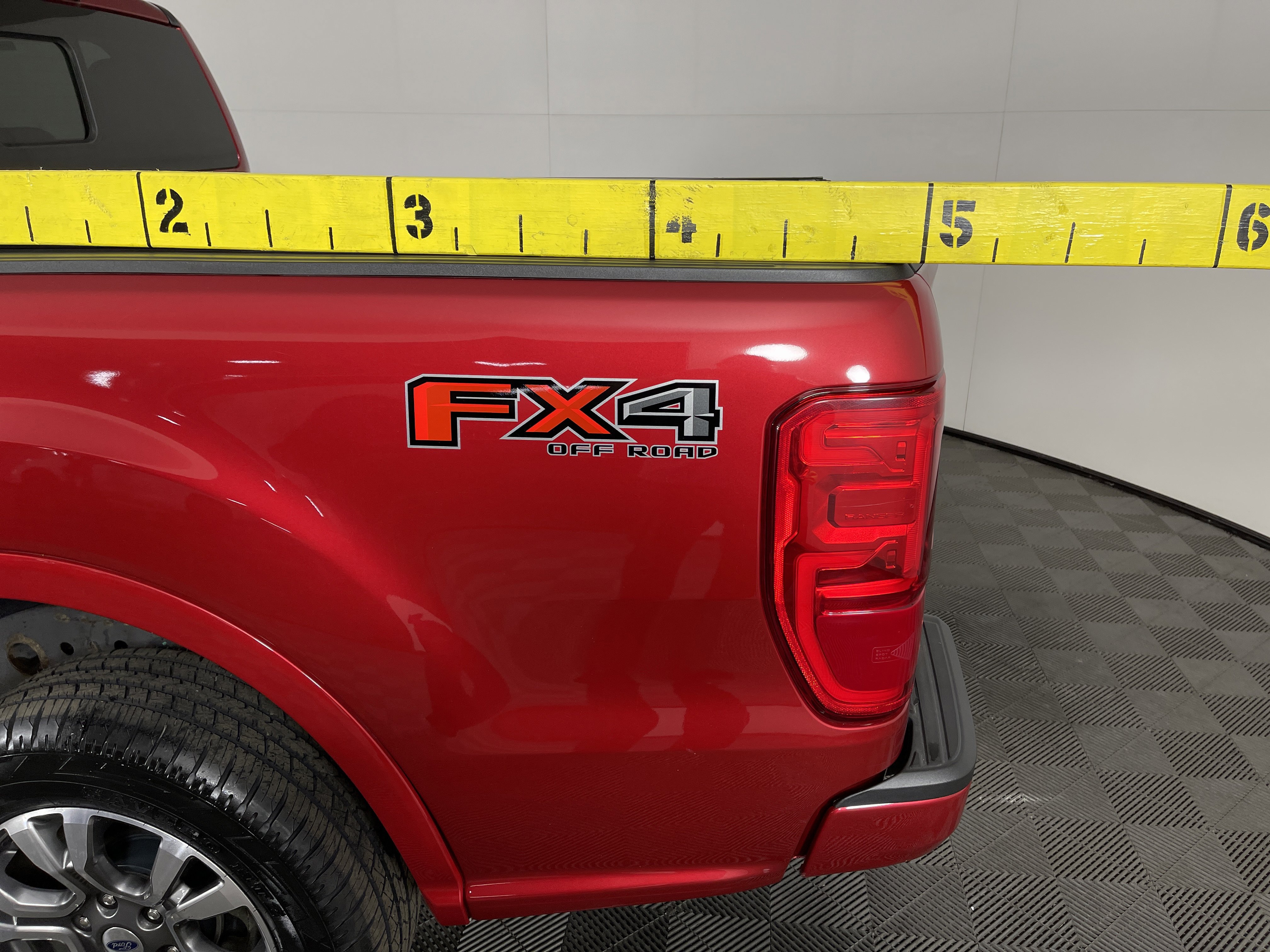 Used 2021 Ford Ranger Lariat w/ FX4 Off-Road Package image 7