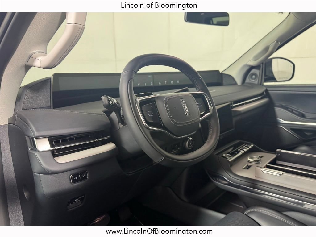 New 2026 Lincoln Navigator L Reserve AWD/4WD image 37