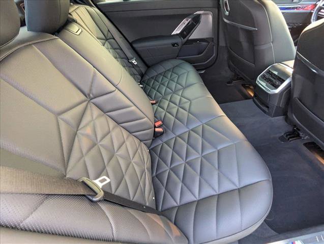 Certified 2025 BMW 740i w/ Premium Package image 21