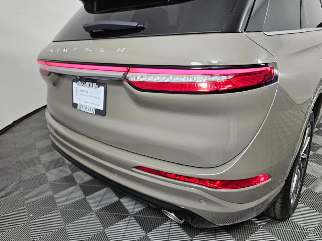 Certified 2025 Lincoln Corsair Grand Touring AWD/4WD image 16