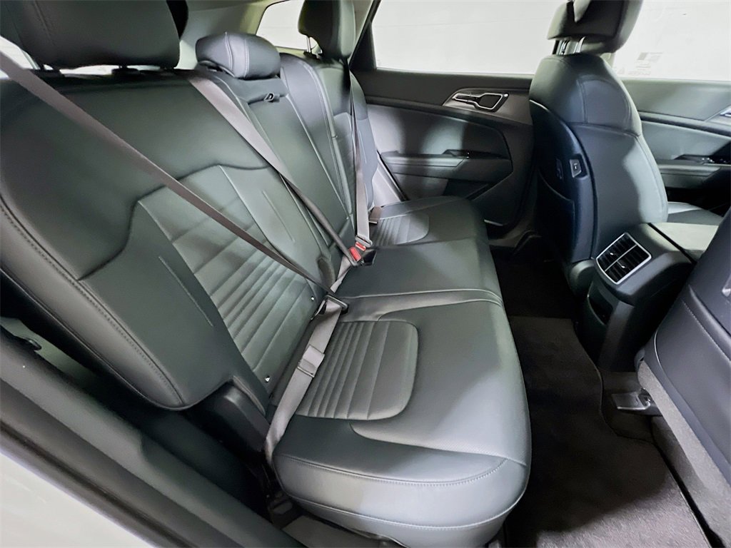 Used 2023 Kia Sportage SX Prestige image 24