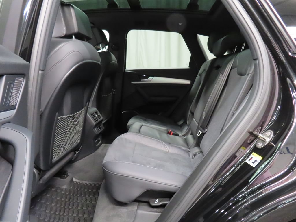 Used 2021 Audi SQ5 Premium w/ Convenience Package AWD/4WD image 13