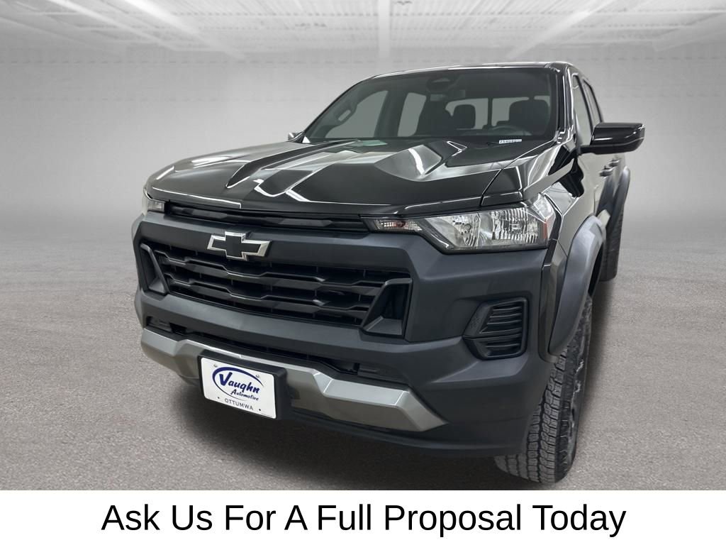 Used 2024 Chevrolet Colorado Trail Boss w/ Advanced Trailering Package image 6