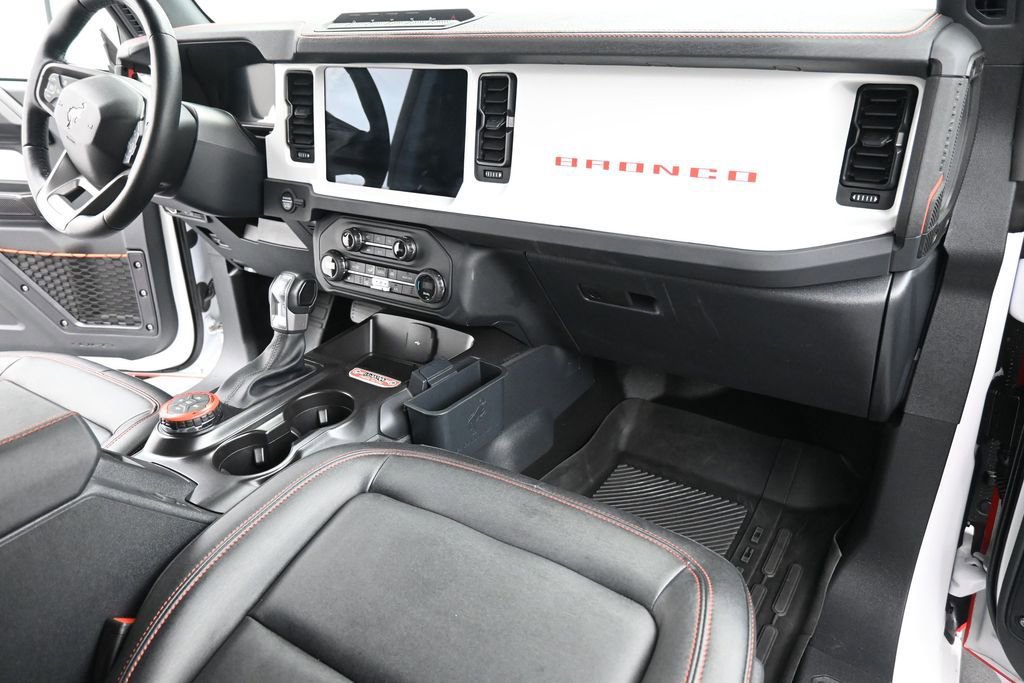 Used 2025 Ford Bronco Stroppe Edition AWD/4WD image 19