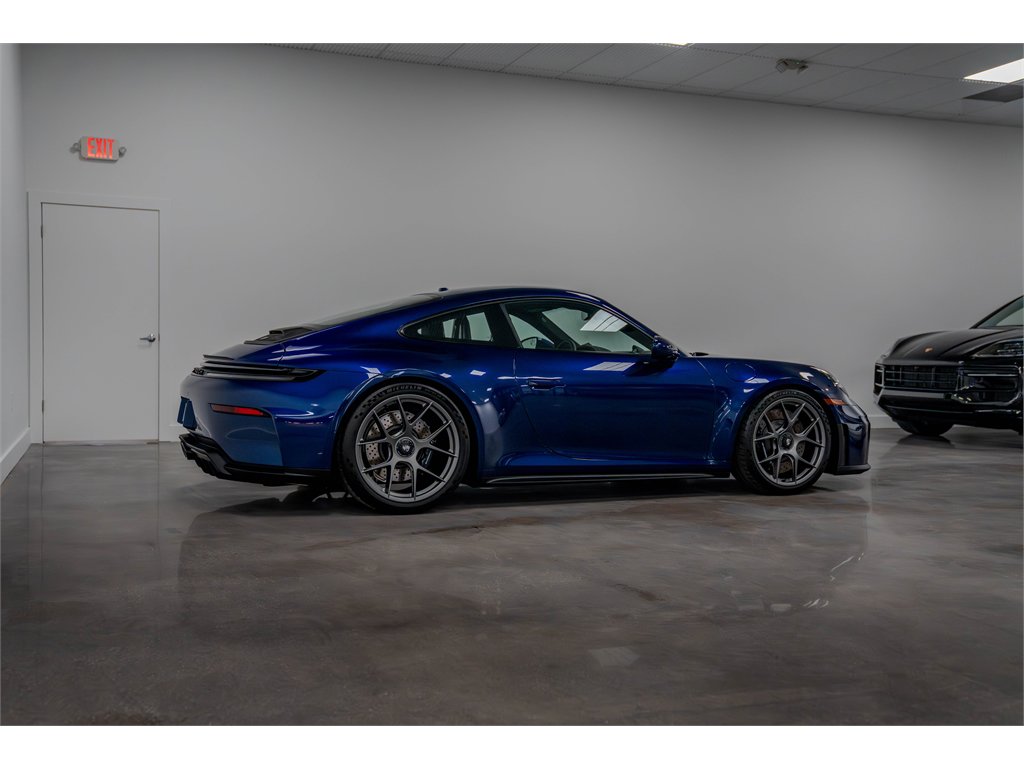 Used 2026 Porsche 911 GT3 image 3