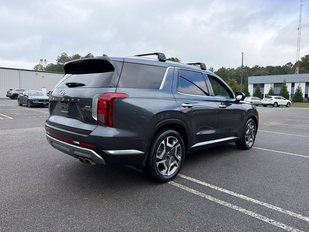 Certified 2024 Hyundai Palisade Limited AWD/4WD image 5